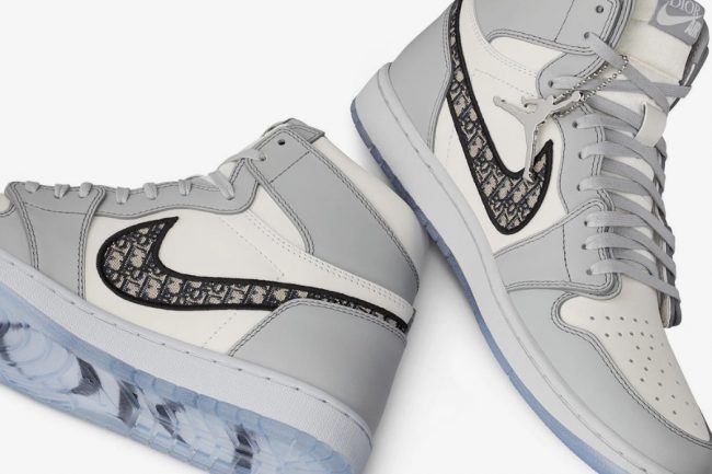 U.S. CUSTOMS SEIZED A LARGE SHIPMENT CONTAINING DIOR JORDAN 1 SNEAKERS