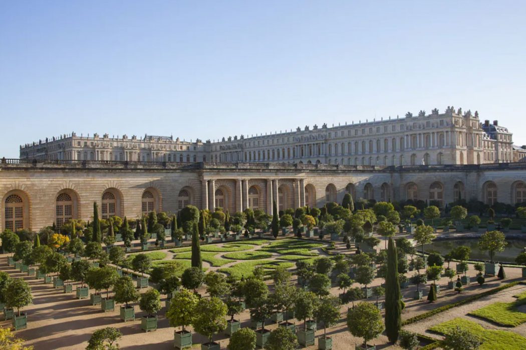 Palace of Versailles Opens New Luxury Hotel, Le Grand Contrôle