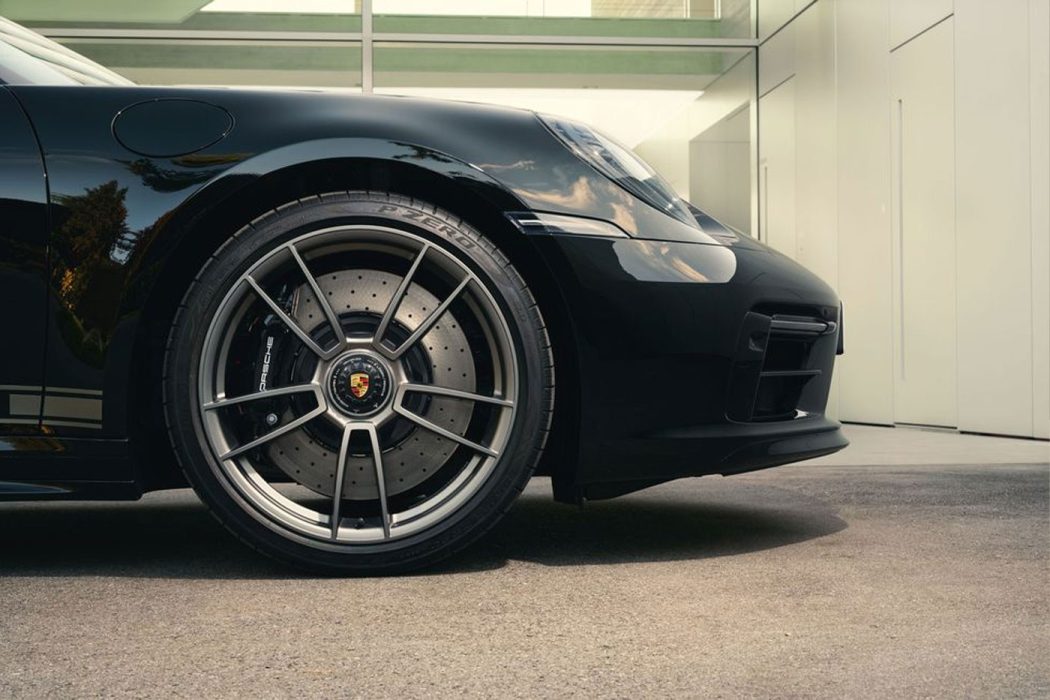 2022 Porsche 911 Edition Celebrates 50 Years of Porsche Design